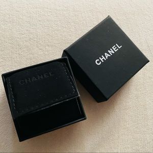 😍NEW Chanel Earrings Box